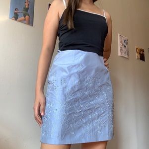 Blue floral embroidered silk 90s skirt size 14/L